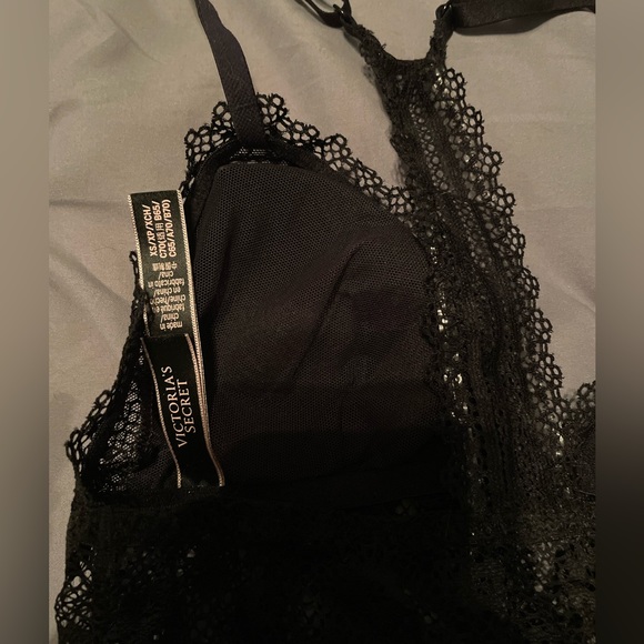 Victoria’s Secret Lace Bralette - Black - Size XS - Picture 4 of 4